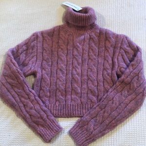 NWT beautiful cable knit turtle neck sweater